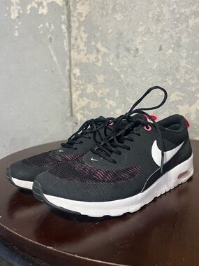 Nike Black Sneakers with Pink Accents - Air Max Thea